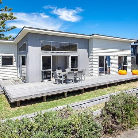 Beach Retreat - Ohope Holiday Home Экстерьер фото