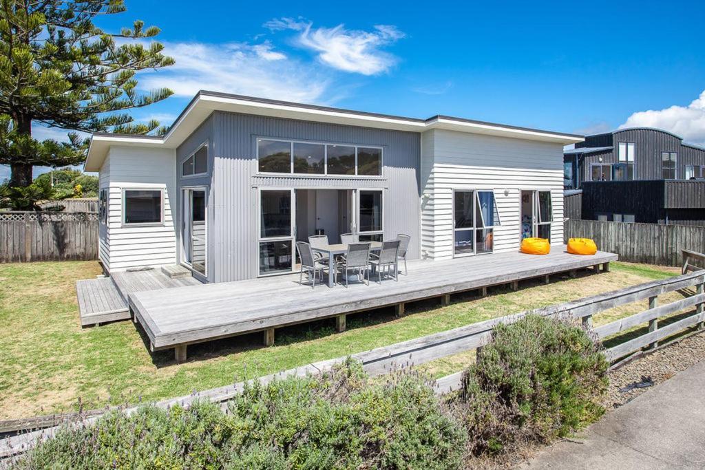 Beach Retreat - Ohope Holiday Home Экстерьер фото