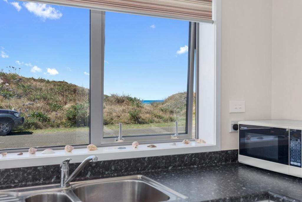 Beach Retreat - Ohope Holiday Home Экстерьер фото